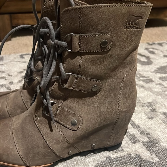 Sorel Joan of Artic Leather Wedge boots - Picture 3 of 6